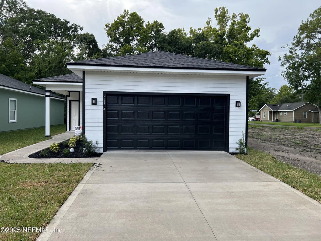 2122 W 2nd Street, Jacksonville