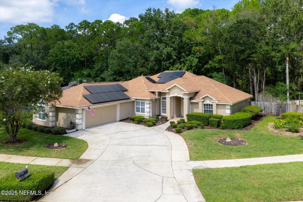 5221 Camelot Forest Drive, Jacksonville