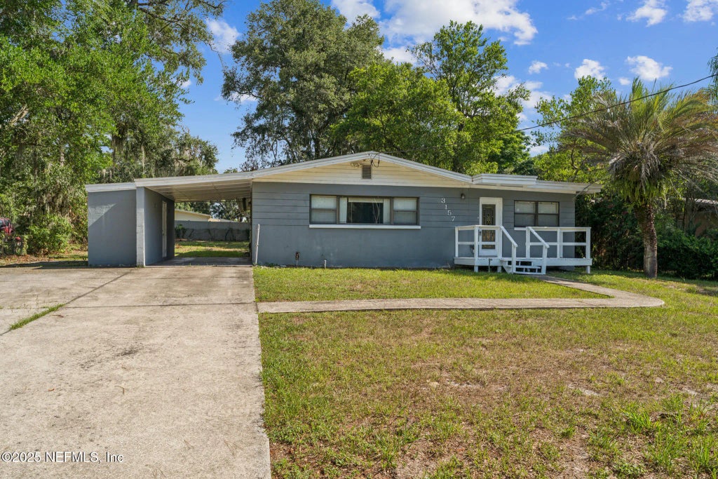 3157 Altamont Avenue E, Jacksonville