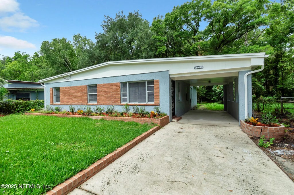 5626 Verbena Road, Jacksonville