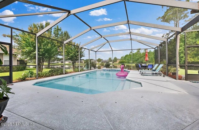 14378 E Cherry Lake Drive, Jacksonville