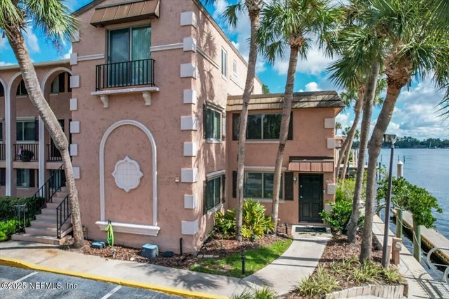 5375 Ortega Farms Boulevard 1110, Jacksonville