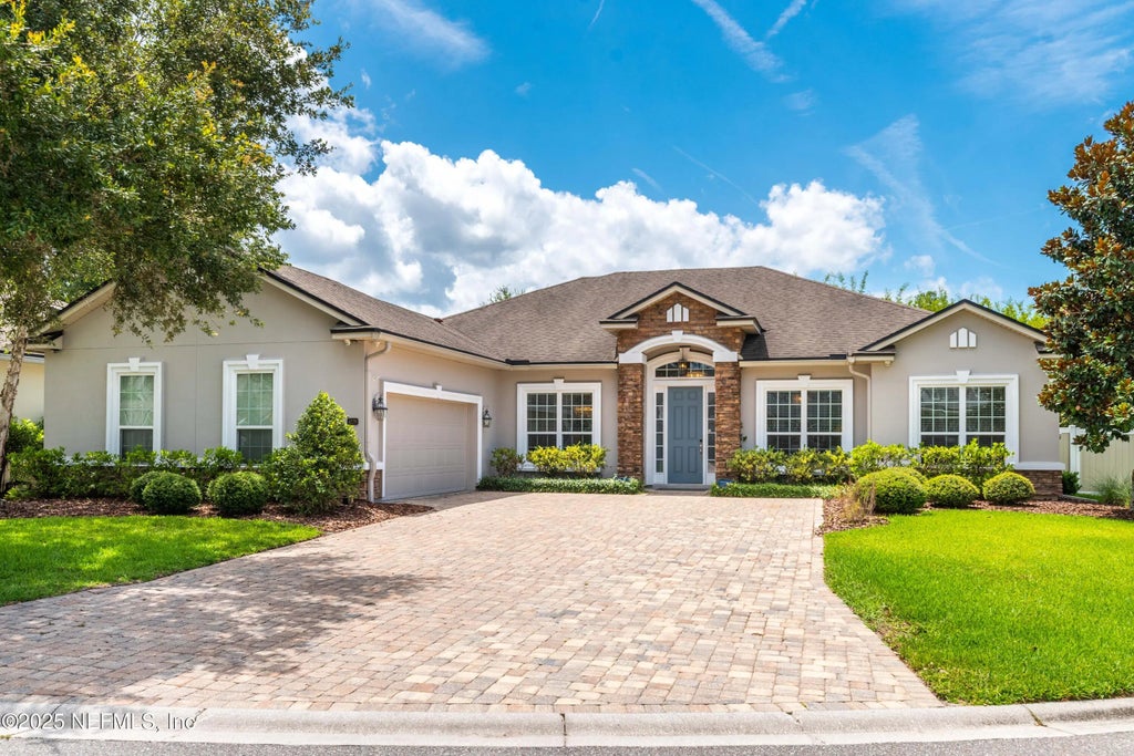 4229 Summerton Oaks Circle, Jacksonville