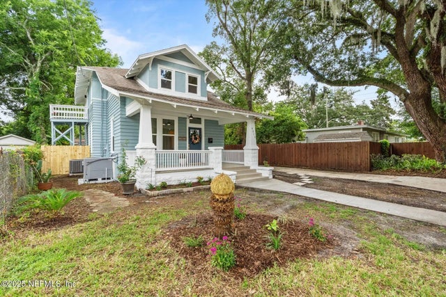 4515 College Street, Jacksonville