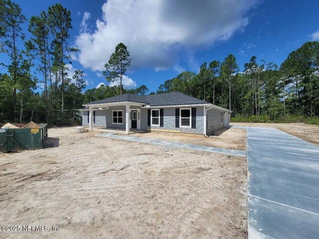 2530 Cosmos Avenue, Middleburg