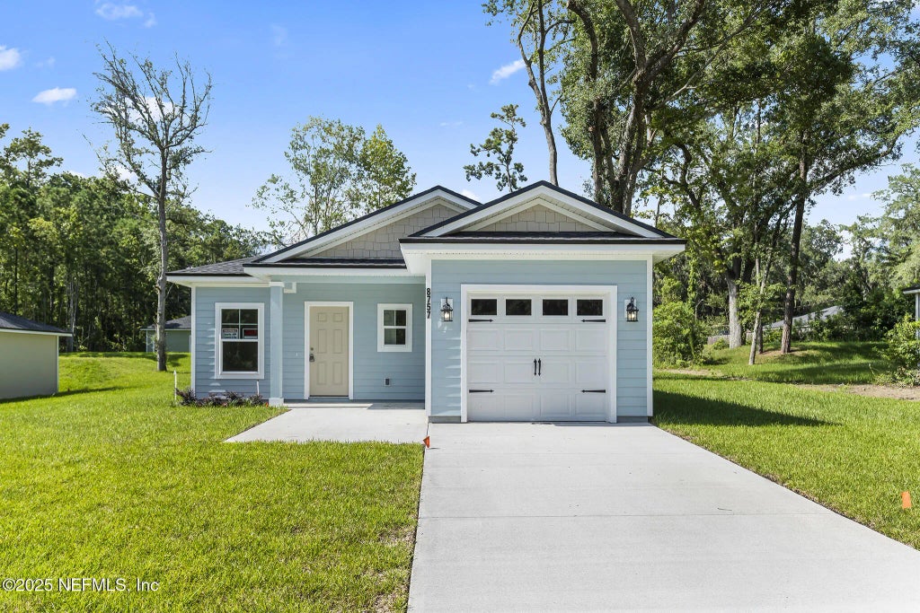 8757 Susie Street, Jacksonville
