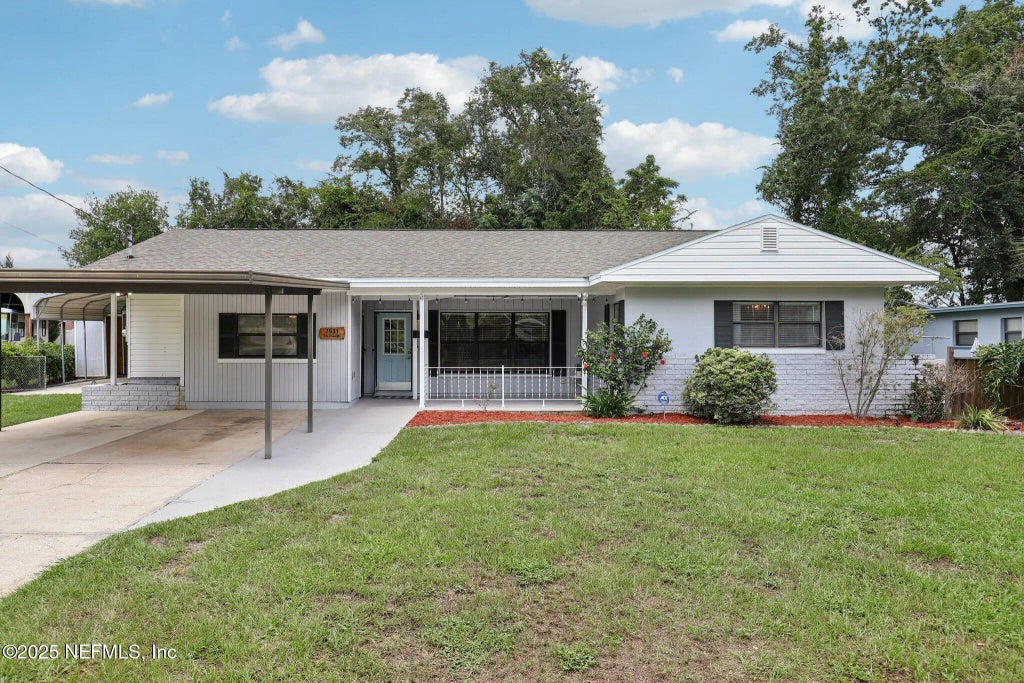 7931 Cezanne Drive N, Jacksonville