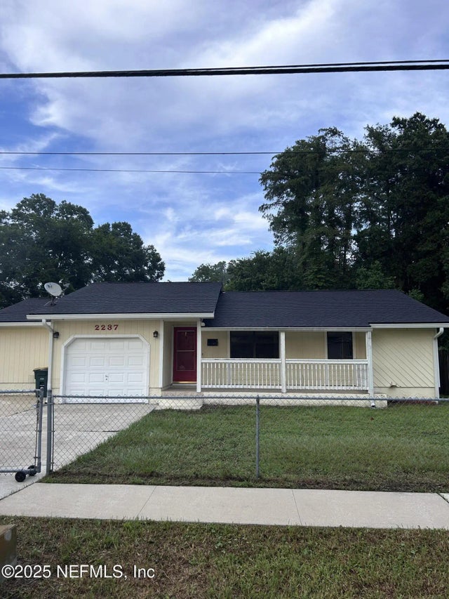2237 Lake Drive, Jacksonville