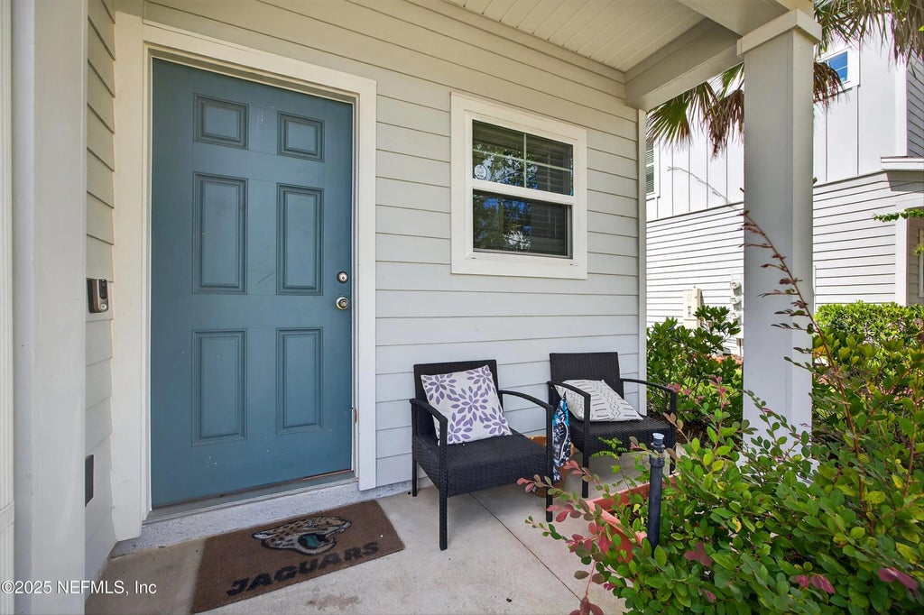 10302 Benson Lake Drive, Jacksonville