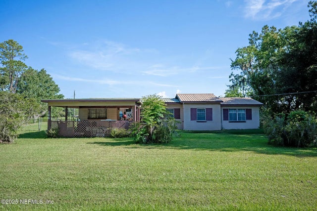 166 E River Road, East Palatka