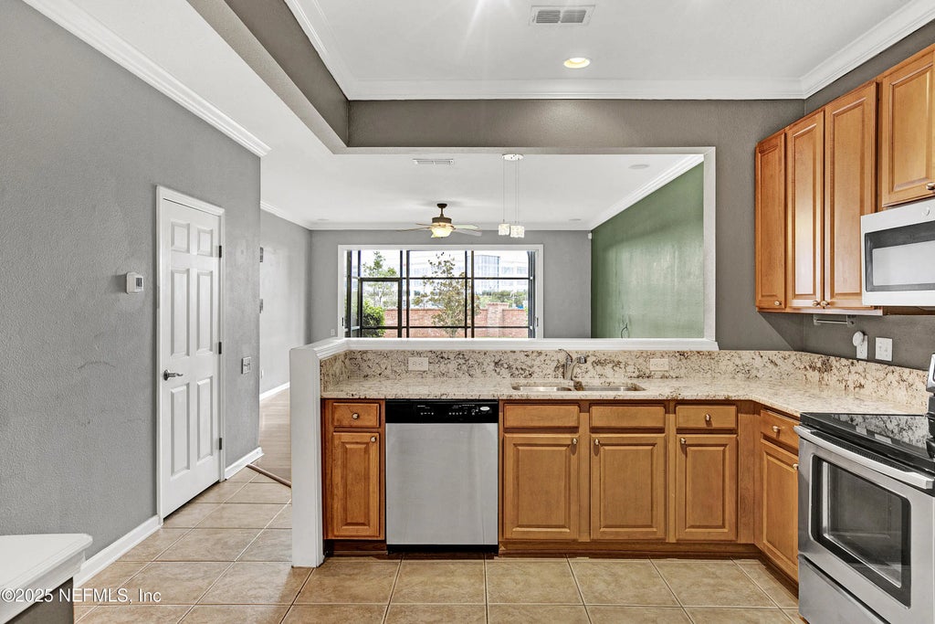 7463 Red Crane Lane, Jacksonville