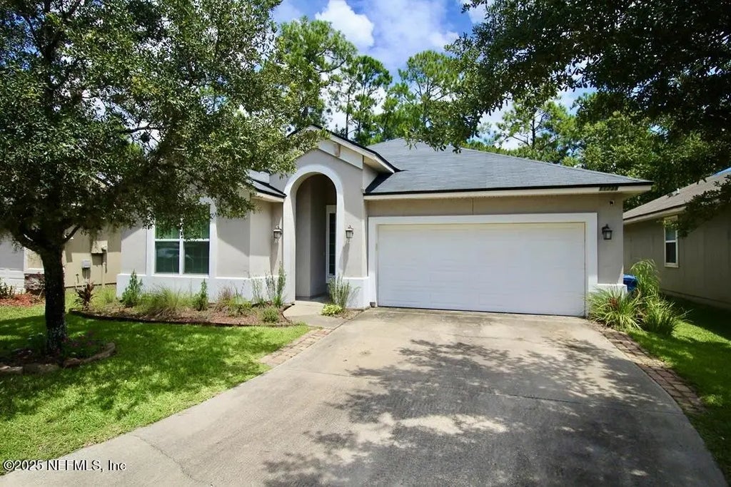 11738 Lake Bend Circle, Jacksonville