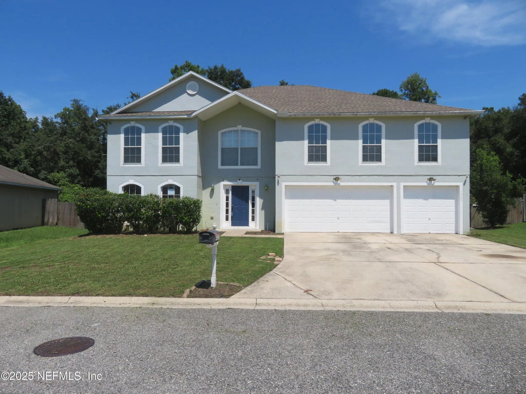 4020 Half Moon Circle, Middleburg