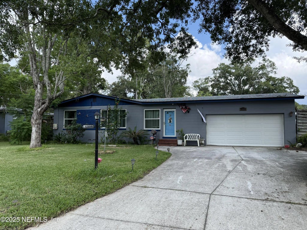 6309 Mercado Drive, Jacksonville