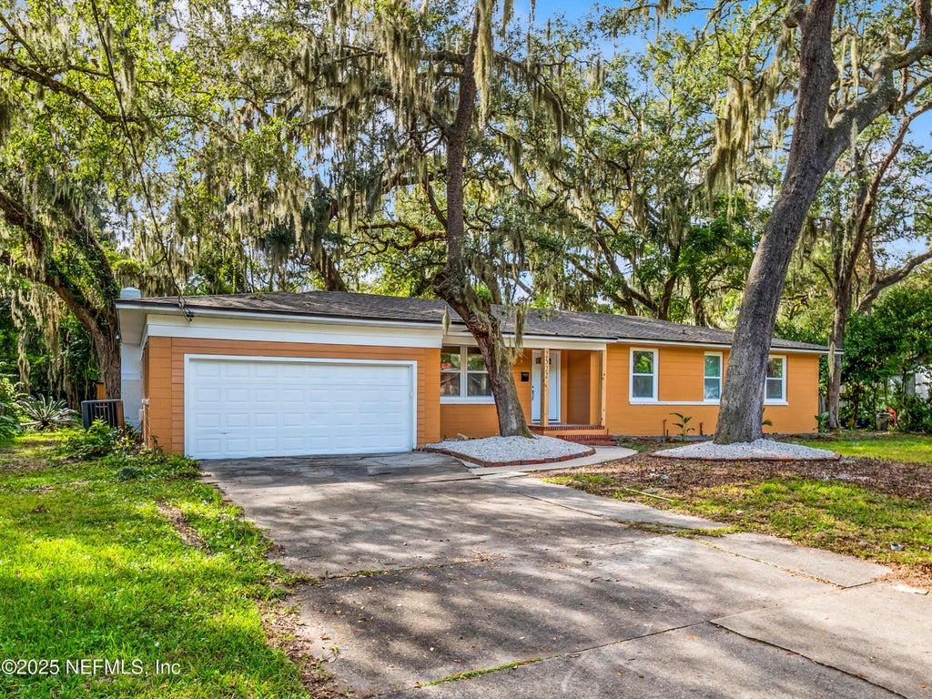 2522 Grasshopper Lane, Orange Park