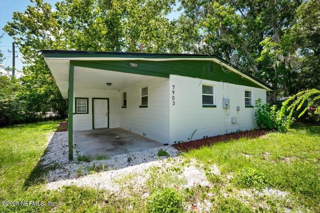 7903 New Kings Road, Jacksonville