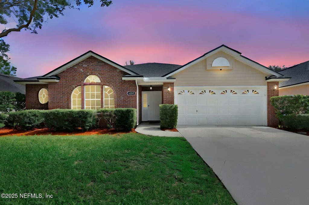 1428 Canopy Oaks Drive, Orange Park