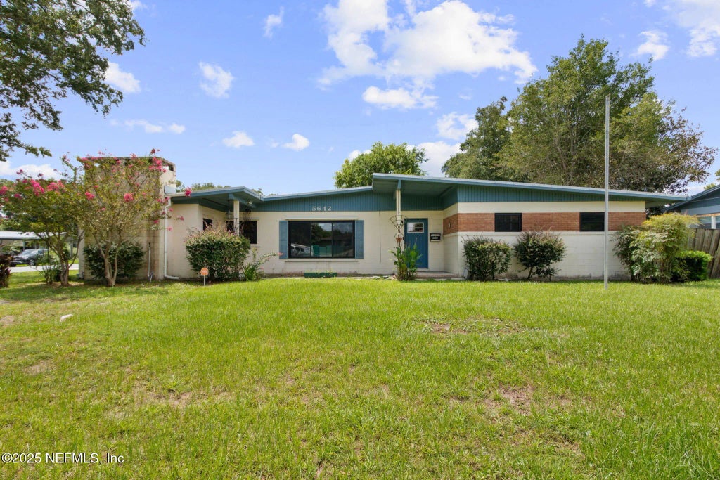 5642 Bradshaw Street, Jacksonville