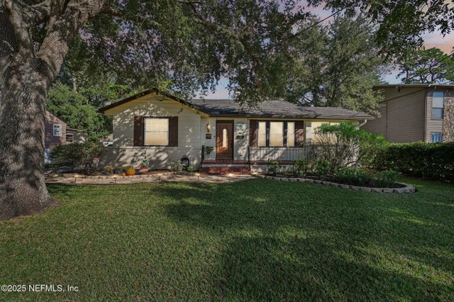 1523 Nicholson Road, Jacksonville