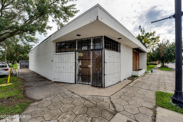 101 E 8th Street, Jacksonville