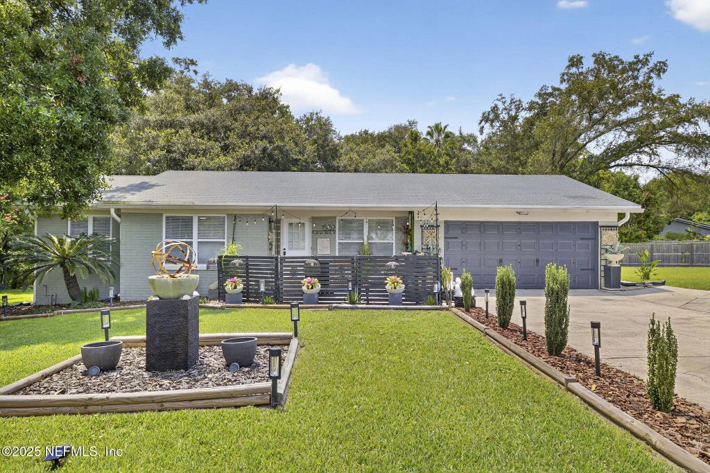 1562 Pointer Drive W, Jacksonville