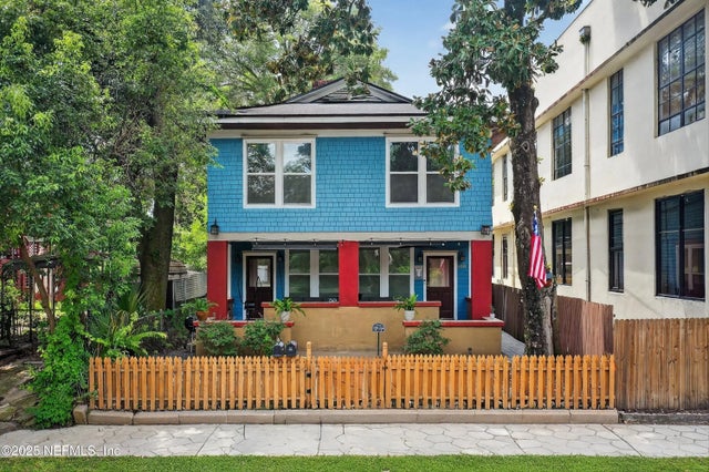 238 W 11th Street, Jacksonville