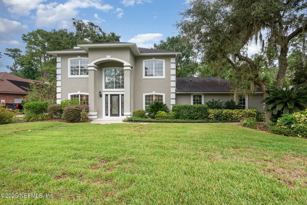 2407 Hawkcrest Drive E, Jacksonville