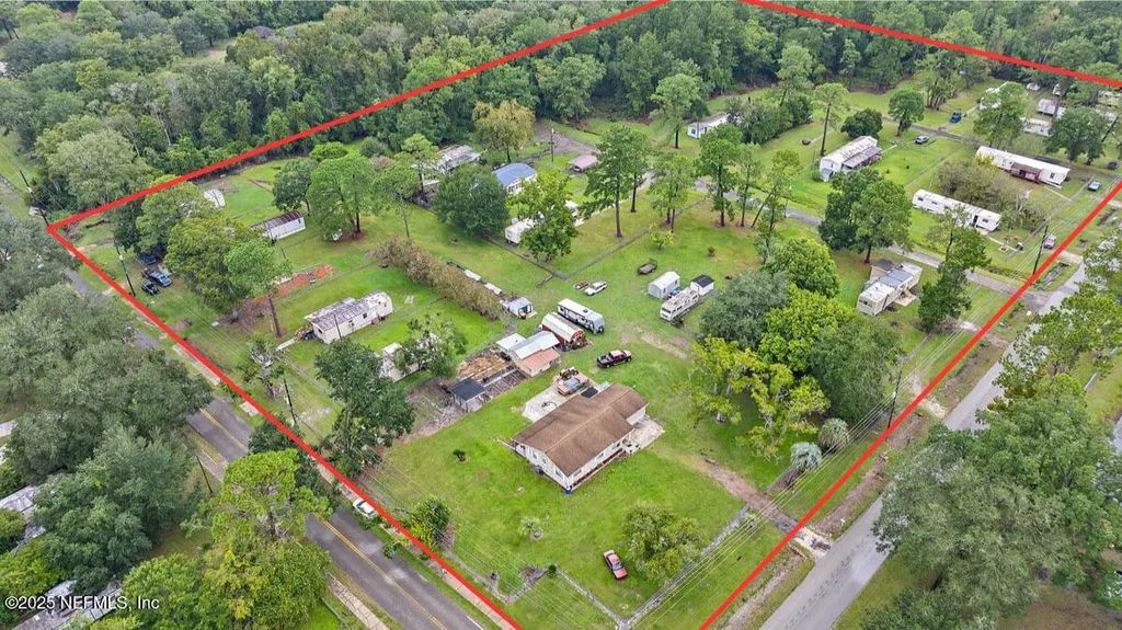 4676 Lambing Road, Jacksonville