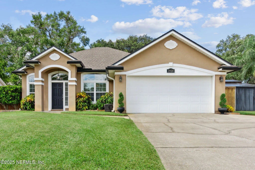 1920 Burgess Hill Circle W, Jacksonville