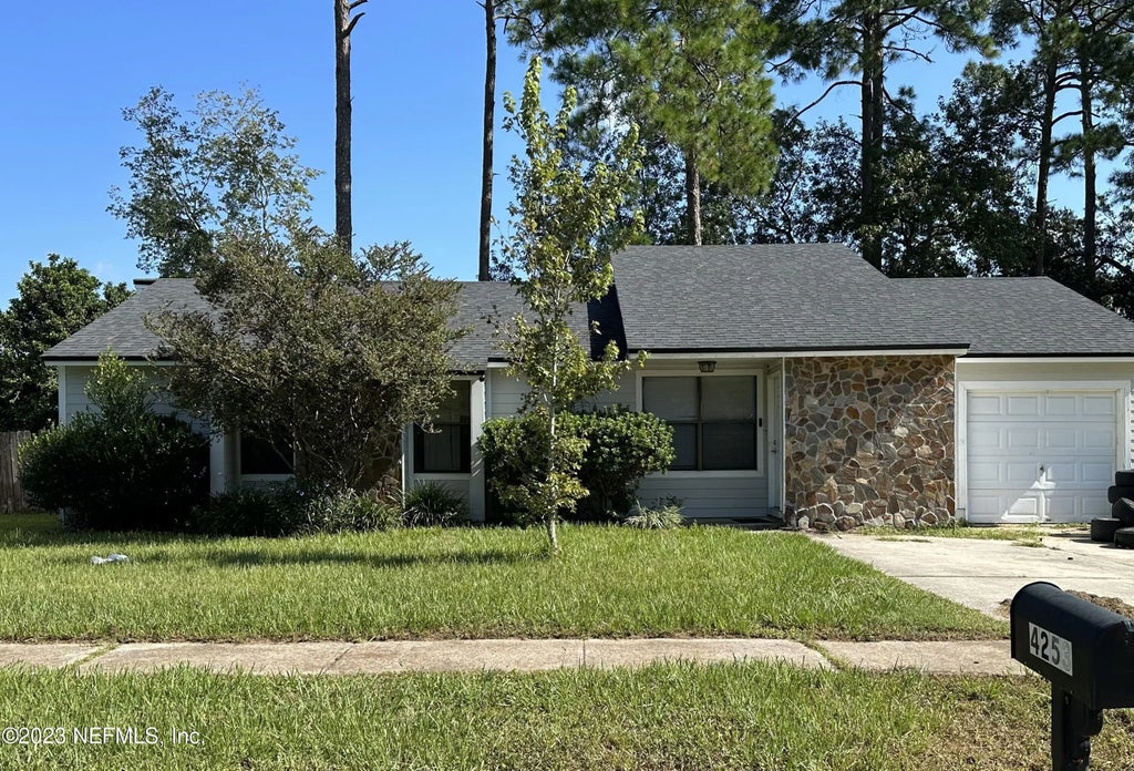 4253 Huntington Forest Boulevard, Jacksonville