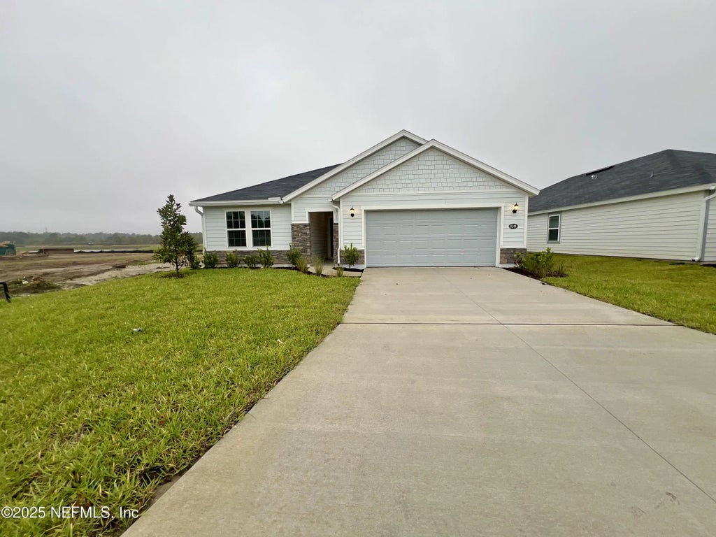 8249 Hawkes Meadow Drive, Jacksonville