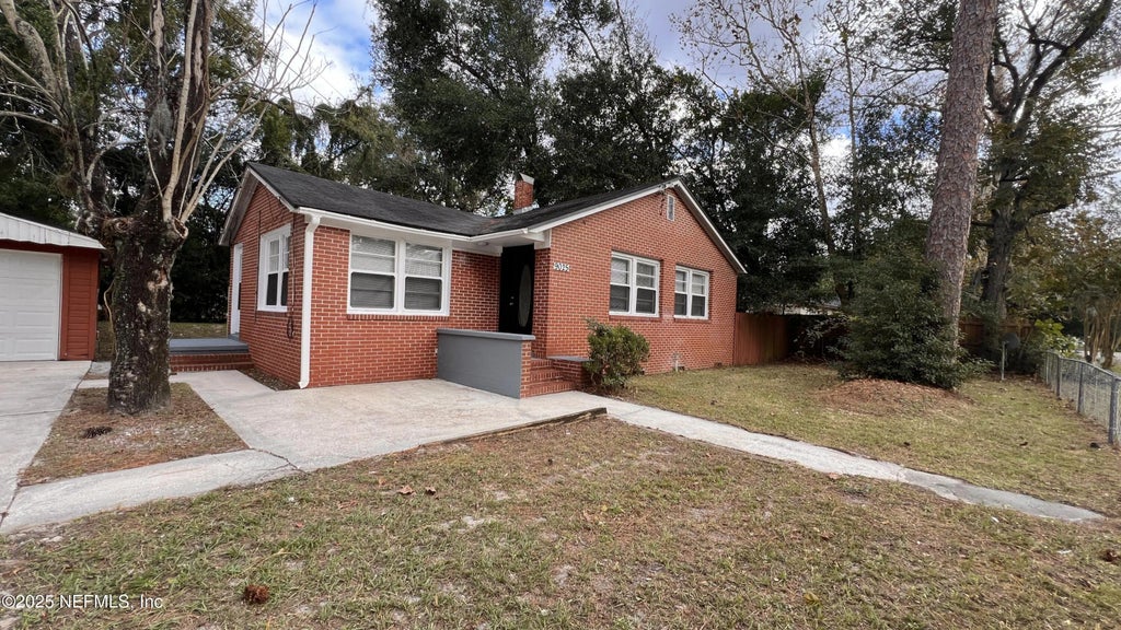 9025 Monroe Avenue, Jacksonville