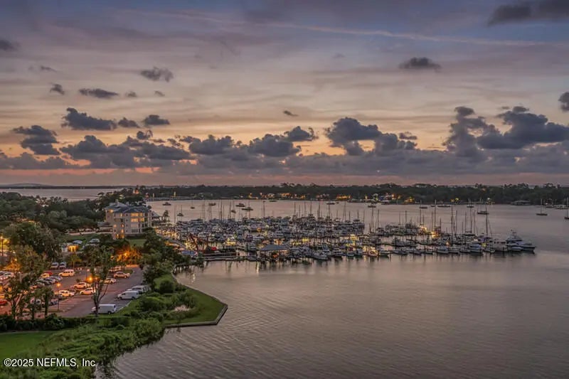 4401 Lakeside Drive 1101, Jacksonville