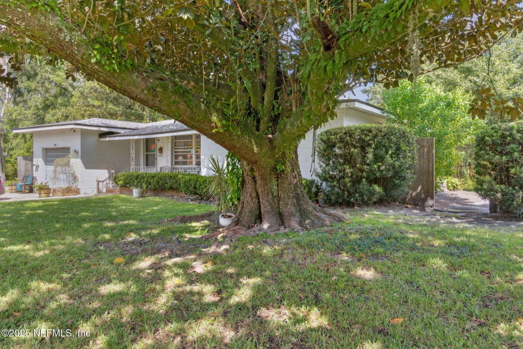 7045 Bonnie Brae Lane, Jacksonville