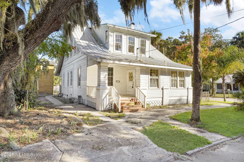221 S 5th Street, Palatka