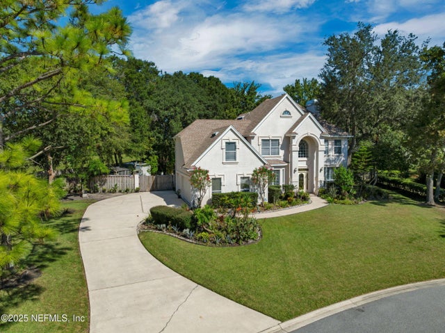 12863 La Costa Court, Jacksonville