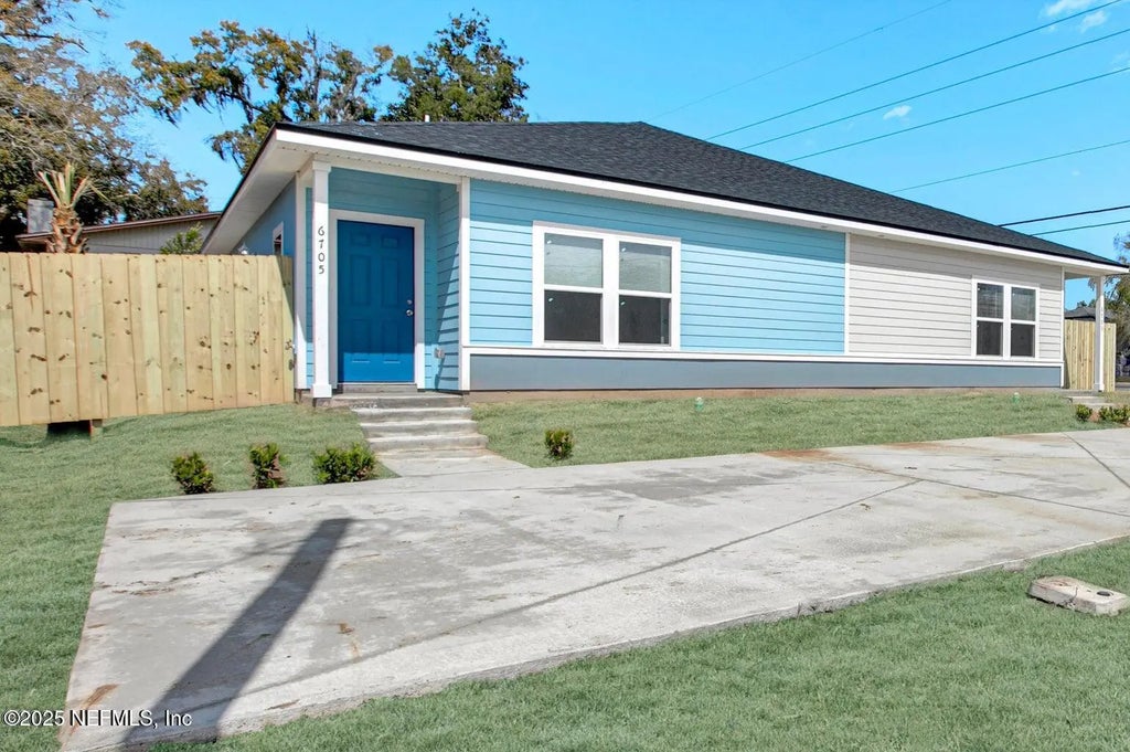 6715, 6717 Bakersfield Drive, Jacksonville