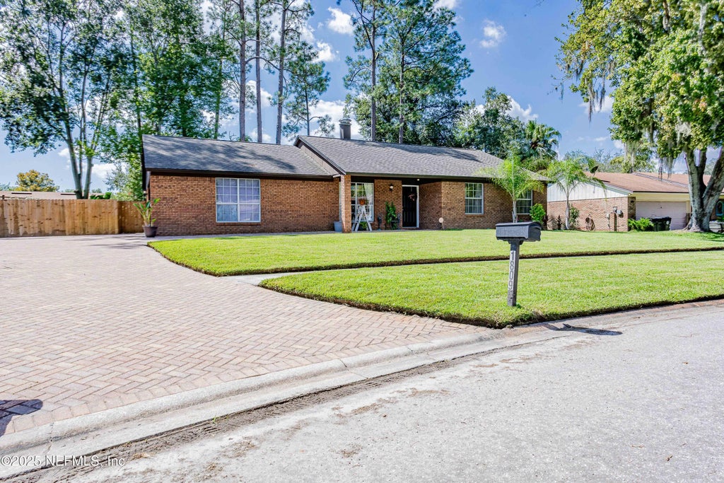 1809 Litchi Court, Orange Park
