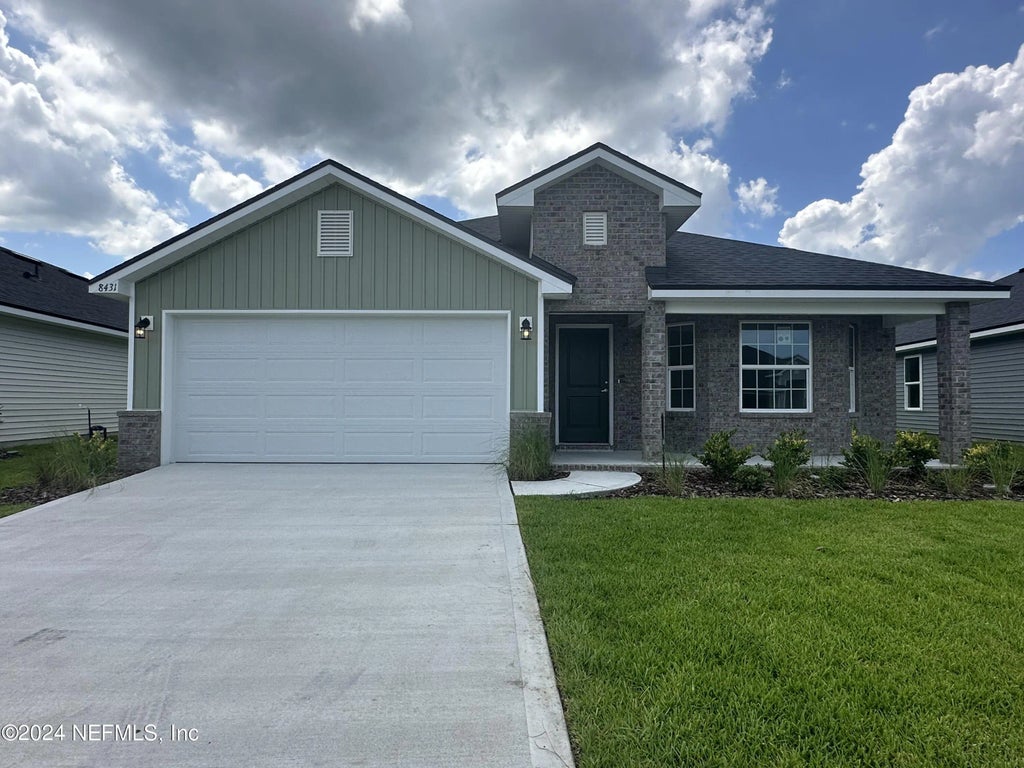 8334 Helmsley Boulevard, Jacksonville