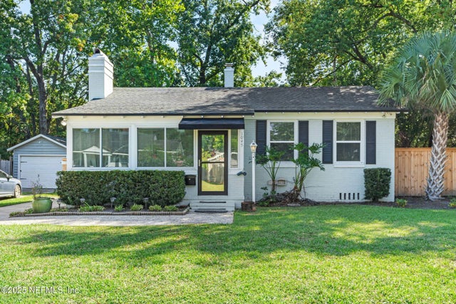 1045 Old Hickory Road, Jacksonville