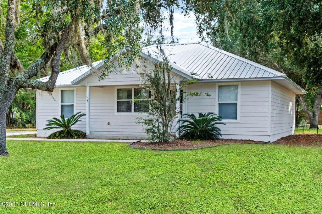 106 Blackjack Circle, Palatka