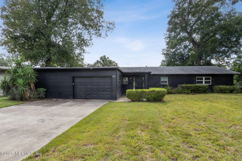 704 Seabrook Cove Road, Jacksonville