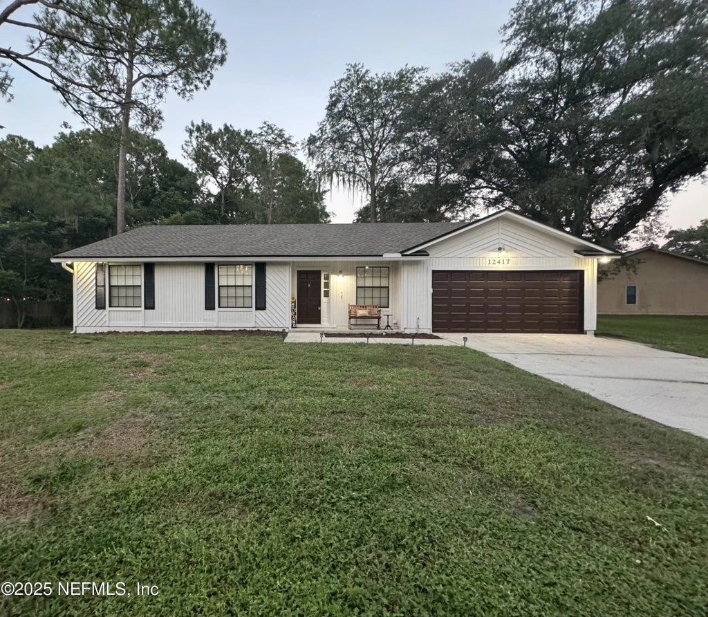 12417 Autumnbrook Trail E, Jacksonville