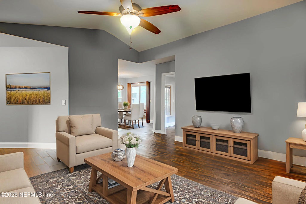 1655 The Greens Way 3031, Jacksonville Beach