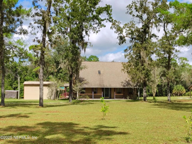 110 James Drive, Palatka