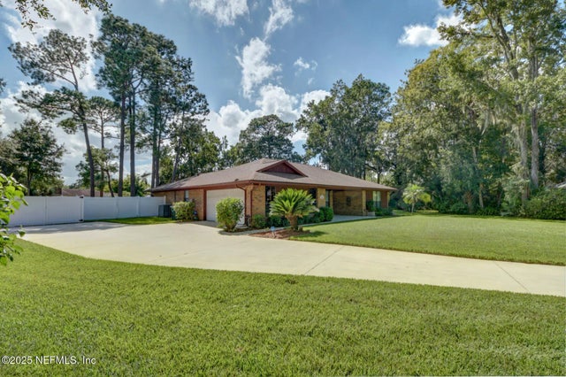 12876 Squirrel Tree Court, Jacksonville