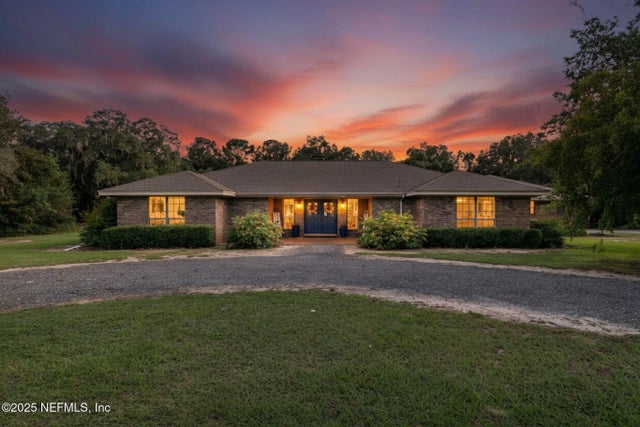 105 Dairy Road, Melrose