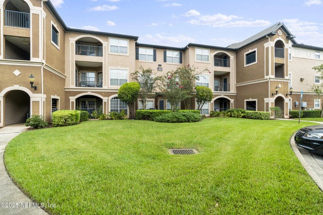 10961 Burnt Mill Road 222, Jacksonville