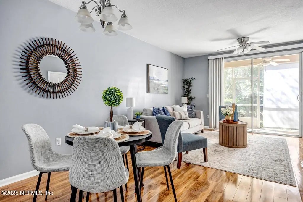 8120 Summer Gate Court, Jacksonville