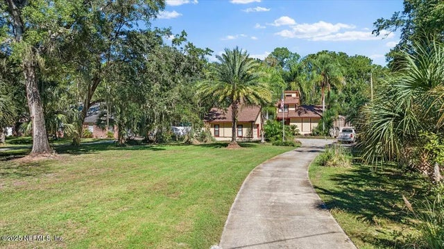 17330 Elsinore Drive, Jacksonville